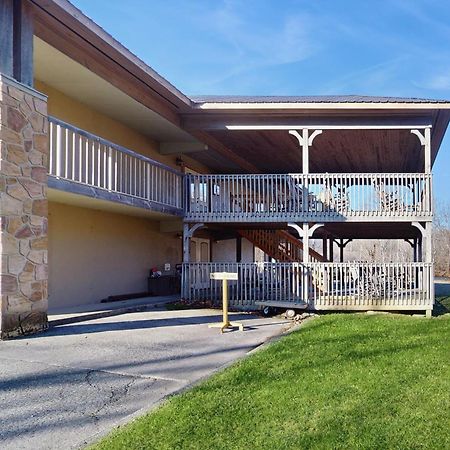 Little River Loft & Riverfront Gem タウンゼンド エクステリア 写真
