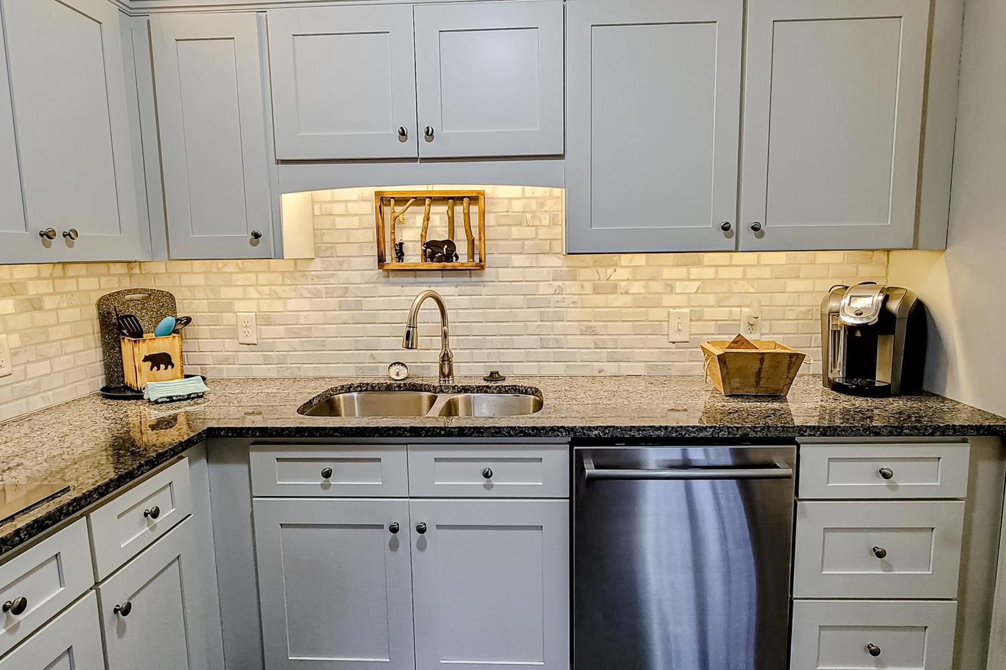 Little River Loft & Riverfront Gem タウンゼンド 部屋 写真